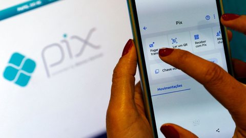APP bancário para pagamento financeiro via Pix - Imagem: Reprodução / Agência Brasil / Bruno Peres