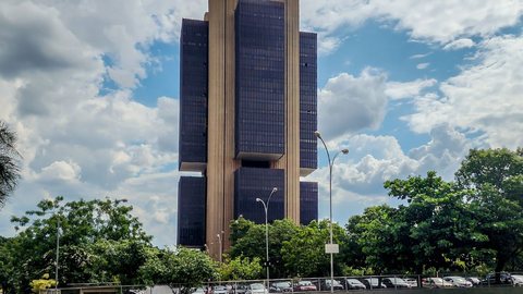 O caso do Banco Master pode acelerar reformas estruturais no sistema financeiro, visando maior proteção aos clientes e transparência nas operações - Imagem: Reprodução/Rafa Neddermeyer/Agência Brasil