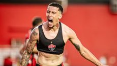 Baralhas comemora gol do Vitória no Barradão - Foto: Victor Ferreira / EC Vitória