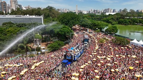 Um cadete do Exército foi detido no Ibirapuera após assediar uma policial militar durante bloco de carnaval. - Imagem: Reprodução