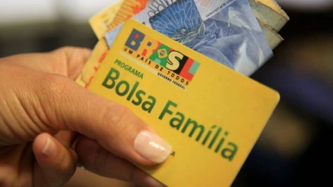 O novo programa Bolsa Família começar com o pagamento de R$ 600 por família - Imagem: reprodução/Facebook