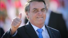 Bolsonaro promete 13º para mulheres que recebem Auxílio Brasil - Imagem: reprodução Instagram @jairmessiasbolsonaro