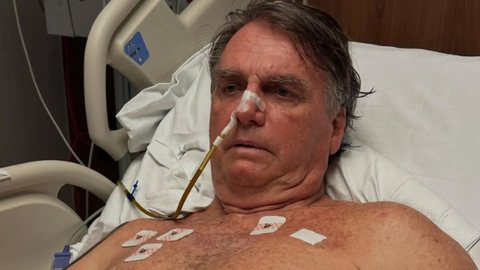Jair Bolsonaro segue internado em UTI no Hospital DF Star, com evolução lenta no tratamento contra pneumonia. - Imagem: Reprodução