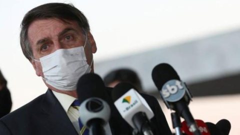 Técnica que teria vacinado Bolsonaro desmente documento do ex-presidente - Imagem: Agência Brasil