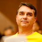 O ministro André Mendonça autorizou a Polícia Federal a investigar o destino de aproximadamente R$ 61 milhões atribuídos a Daniel Vorcaro para a produção do filme “Dark Horse”, sobre Jair Bolsonaro - Imagem: Reprodução