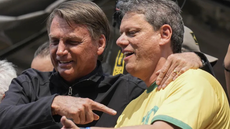 Tarcísio está entre os poucos autorizados a ver Bolsonaro - Imagem: André Penner