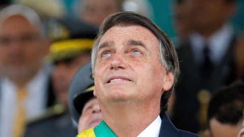 Bolsonaro calou a boca de oposições pedindo às famílias conservadoras que sejam exemplos de cristãos - Imagem: reprodução Instagram