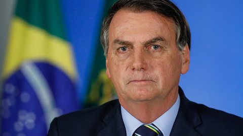 Ex-presidente Jair Bolsonaro (PL) em coletiva de imprensa no Palácio do Planalto (DF) - Imagem: reprodução/Facebook