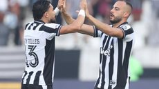 O Botafogo quase ampliou a vantagem, mas Hugo Souza fez grandes defesas e a trave salvou o Corinthians em momentos cruciais do jogo - Imagem: Reprodução/Vitor Silva / BFR