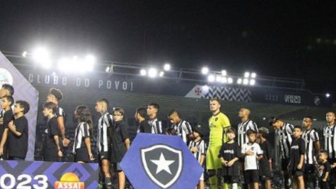 A partida acabou 4x3 para o Grêmio com direito a Hat-Trick de Suárez - Imagem: Reprodução/Instagram @botafogo
