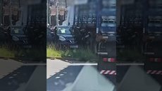 Discussão vira ataque com caminhão em São Vicente. - Imagem: Reprodução.