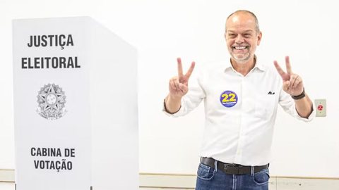 O prefeito expressou apoio a Guilherme Derrite, ex-secretário de Segurança Pública, após sua saída do Partido Liberal - Imagem: Divulgação