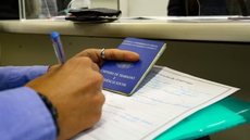 Valor do benefício não pode ser inferior ao salário mínimo vigente - Imagem: Reprodução/G1/Gilson Abreu/AEN
