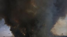 O tempo quente traz maior risco de incêndios na região, segundo a Defesa Civil - Imagem: Reprodução / Marcelo Camargo / Agência Brasil
