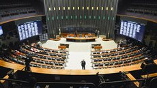 Deputados expressam preocupações sobre a regularização de terras griladas e o impacto em comunidades tradicionais - Imagem: Reprodução / Antonio Cruz / Agência Brasil