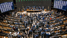 Câmara dos Deputados aprovou projeto que autoriza estabelecimentos a divulgar imagens de pessoas cometendo crimes - Imagem: Reprodução