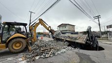 Motorista não sofreu ferimentos - Imagem: Reprodução / Pedro Melo / TV Vanguarda