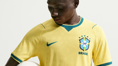 Modelo usado pelos jogadores em campo é o mais caro disponível para os torcedores - Imagem: Reprodução | Nike