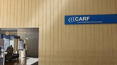 Entenda como o voto de qualidade no CARF prejudica o contribuinte e favorece a Fazenda Nacional em julgamentos tributários. - Imagem: Reprodução | Kalleo Coura/ Portal JOTA