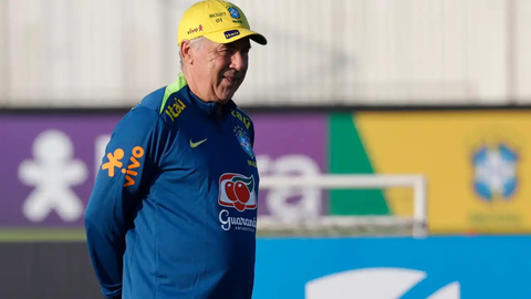 Carlo Ancelotti divulgou a lista oficial dos 26 jogadores convocados para representar o Brasil na Copa do Mundo de 2026 - Imagem: Reprodução