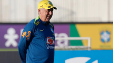 Carlo Ancelotti divulgou a lista oficial dos 26 jogadores convocados para representar o Brasil na Copa do Mundo de 2026 - Imagem: Reprodução