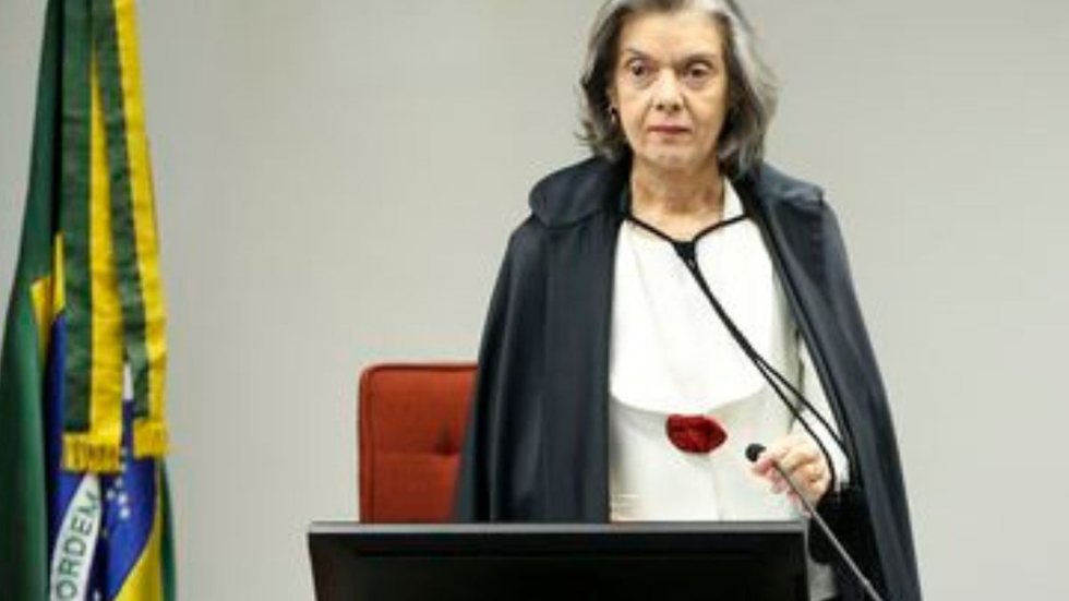 Cármen Lúcia toma posse como ministra efetiva do TSE - Imagem: reprodução grupo bom dia