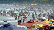 Carnaval e praias lotadas: saúde em primeiro lugar - Imagem: Reprodução