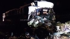 Carreta colide com caminhão e deixa vítima na Raposo Tavares - Imagem: Divulgação / Artesp