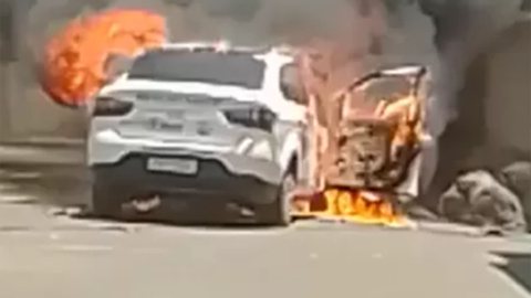 Carro de reportagem de afiliada do SBT é incendiado no Espírito Santo - Foto: Reprodução / UOL