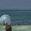 VÍDEO - casal fica à deriva dentro de bolha inflável e precisa ser resgatado - Imagem: reprodução redes sociais
