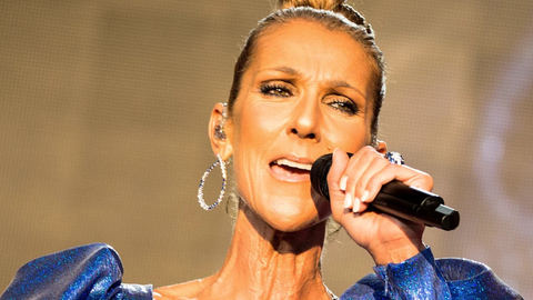 Céline Dion deve retornar aos palcos em Paris após anos afastada por questões de saúde - Imagem: Reprodução