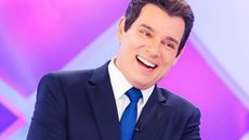 Celso Portiolli é um dos apresentadores mais famosos da televisão brasileira e atualmente está no Domingo Legal. - Imagem: reprodução I Instagram @celsoportiolli