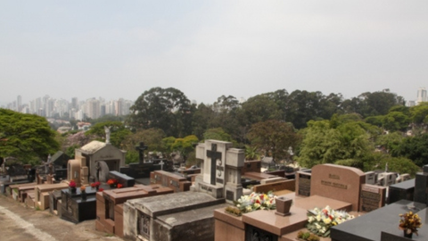 Empresa notifica famílias com taxa anual de limpeza e conservação de jazigos - Imagem: Reprodução | Central Funerária