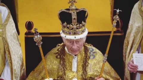 A velha e sempre nova monarquia - Imagem: Reprodução | CNN Brasil