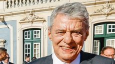 Segundo sua assessoria o cantor já está em casa e se recupera bem - Imagem: Reprodução / Ricardo Stuckert