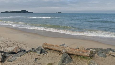 Chocante: corpo esquartejado é encontrado em praia - Imagem: Reprodução/Google Street View
