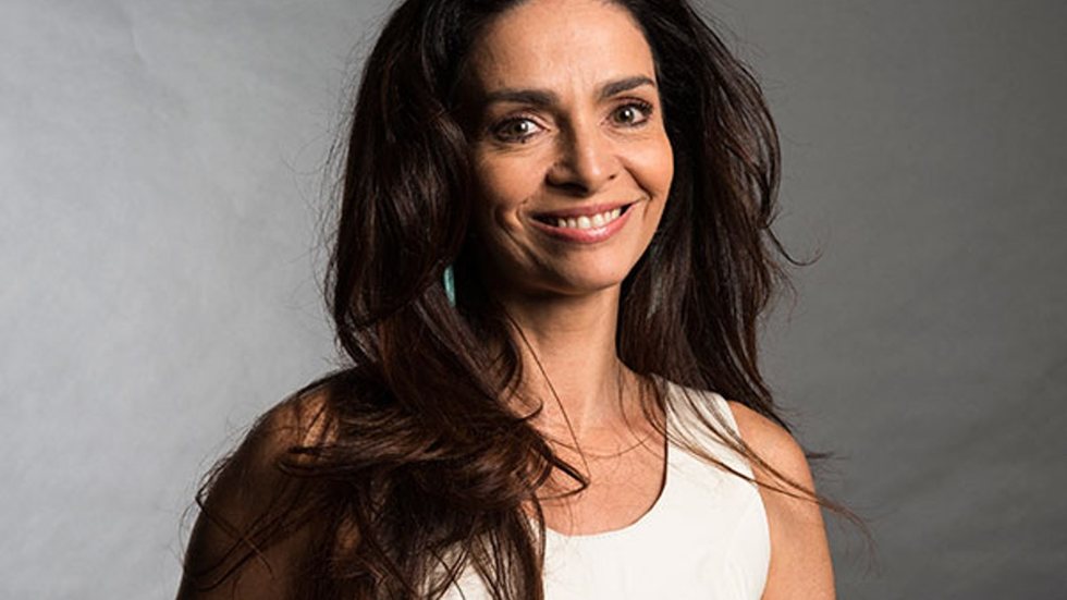 Claudia Ohana é conhecida por diversas novelas na TV Globo, como "Vamp" - Imagem: reprodução/TV Globo