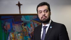 Cláudio Castro deve deixar o governo do Rio após decisão de exonerar toda a equipe. - Imagem: Zô Guimarães / Folhapress