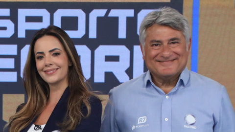 Cléber Machado e Paloma Tocci apresentam o Esporte Record, programa que enfrenta relatos de tensão fora do ar - Imagem: Reprodução