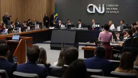 CNJ suspende auxílio-alimentação destinado a juízes do TJMT - Imagem: Reprodução / Agência Brasil / Antonio Cruz