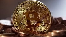 Investidores brasileiros podem encontrar no Bitcoin uma proteção contra crises - Imagem: Reprodução / Pixabay