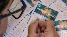 Valor da aposta mínima é de R$ 5 - Imagem: Reprodução / Agência Brasil / Rafa Neddermeyer