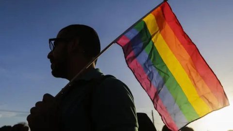Ministras e ativistas se reúnem para discutir políticas públicas e inclusão da comunidade LGBTQIA+ na 4ª Conferência Nacional - Imagem: Reprodução/X @updatecharts