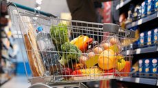 Cesta básica com 35 produtos teve aumento de 0,82% em abril, com café e feijão liderando as altas de preços no último ano - Imagem: FreePik