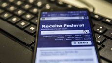 Cerca de R$ 700 milhões serão distribuídos a quem caiu na malha fina - Imagem: Reprodução / Marcello Casal Jr / Agência Brasil