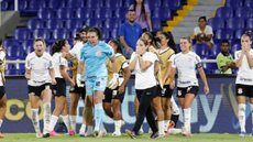 Corinthians garantiu a vaga na final da decisão do torneio após vencer o Internacional nos pênaltis por 4 a 3 - Imagem: Reprodução/Instagram @corinthiansfutebolfeminino