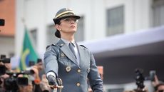 A nova comandante-geral assume a maior tropa policial do país em cerimônia na Academia do Barro Branco. - Imagem: Divulgação/GESP.