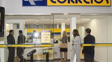 Aposentados devem apresentar documento de identificação para acessar o novo serviço nos Correios - Imagem: Reprodução / Arquivo / Agência Brasil