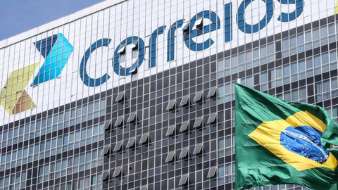 Correios anunciam nova escala de trabalho e enfrentam resistência de trabalhadores e sindicatos - Imagem: Reprodução
