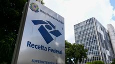 A Receita Federal implementa nova norma que exige CPF dos cotistas finais em fundos de investimento, visando aumentar a transparência e combater crimes financeiros - Imagem: Reprodução/Agência Brasil